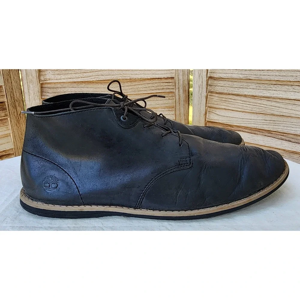 Timberland Sz 11 Black Leather Chukka Boots Minimalist Quiet Luxury Lace Up